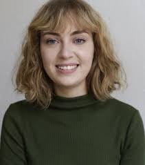 Anna Siebold's Instagram, Twitter & Facebook