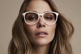 Maripier Morin signe une deuxième collection de lunettes pour BonLook