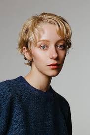 Victoria Lenhardt: Movies, TV, and Bio