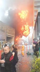 The elephant & castle fire broke out on 28 june 2021 near elephant & castle railway station in south london shortly after reports of an explosion at nearby railway arches. Mxdyttxbiha3bm