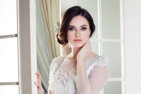 15 Classic Wedding Makeup Tutorials For Every Eye Colour Wedding makeup tutorial ♡ natural glamorous bridal makeup. 15 classic wedding makeup tutorials for