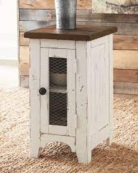 Wystfield Chairside End Table Ashley Furniture Homestore Rustic End Tables End Tables Farmhouse End Tables