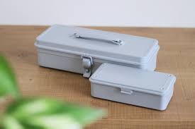 ニトリ】無印そっくり！シンプルなツールボックスが使えます！中の仕切はダイソーの便利アイテムがジャスト♪ : WITH LATTICE Powered  by ライブドアブログ