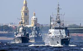 Этот праздник призван подчеркнуть военную мощь россии. Pryamaya Translyaciya Parada Ko Dnyu Vmf Vechyorka Sankt Peterburg Vechernyaya Onlajn Gazeta