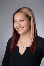 Alicia Fay's Instagram, Twitter & Facebook