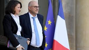 Laurent Pietraszewski Ancien Drh Chez Auchan Successeur De Delevoye Au Gouvernement Avait Fait Mettre En Garde A Vue Une Deleguee Syndicale Qu Il Soupconnait D Avoir Donne Un Petit Pain A Une Employee De