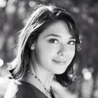 Larissa Herbert's Instagram, Twitter & Facebook