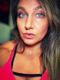 Hey if you are out and about in Thermopolis, Wyoming I am at the Armory  signing Autographs & selling 50/50 raffle tickets! 🎟️ all proceeds help  send me to compete! I got