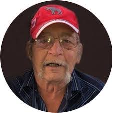 Denise Santoni's Instagram, Twitter & Facebook