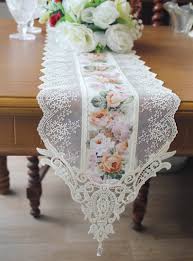 Wedding Flower Tableware Custom Runner Topper Table Etsy Em 2020 Ideias Para Artesanato Topiaria Em Eva Arte E Decoracao
