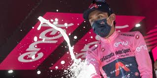 Las rampas del imponente e inédito sega di ala (11,2 km al 9,8%) regalaron la primera crisis de egan bernal. Colombianos En El Giro De Italia 2021 Egan Bernal Lider Clasificacion Etapa 11 Hoy 19 Mayo Fuera Del Futbol Futbolred