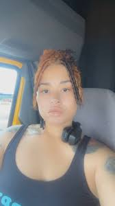 In the truck vs Out the truck 💕🧚‍♀️🫠🤭 almost 5 years in 🥰✅‼️🙏🏽