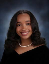 Vivian Ely's Instagram, Twitter & Facebook