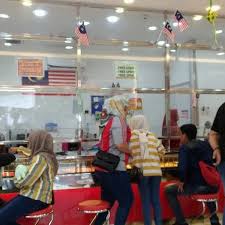 Emas palsu adalah emas dengan kadar yang sangat rendah, misal 10 karat atau kurang. Kedai Emas Sri Tanah Merah 1 Tip