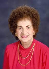 Eileen Leber's Instagram, Twitter & Facebook