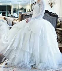 Pnina tornai spring 2020 pnina tornai fall 2019. Pnina Tornai 2 Piece Size 6 Used Wedding Dress Nearly Newlywed