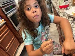 Juliana Hatcher's Instagram, Twitter & Facebook