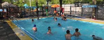 The public outdoor pool at astoria park happens to be the city's oldest, as well as the city's largest. Nyc Parks Free Outdoor Swimming Pools