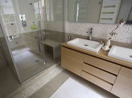 Salle De Bain Couleurs Naturelles Matieres Bois Galets Salle De Bain Lavabos Relooking Salle De Bain