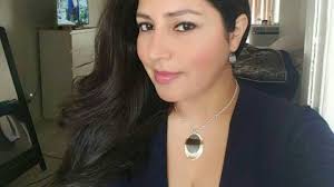 You can say things like, aw, my dog likes your dog. Dubai Single Girls For Dating See Their Phone Numbers And Pictures