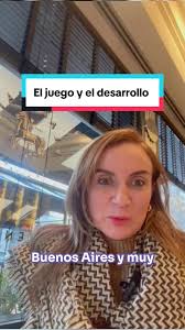 El juego es una herramienta fundamental en el desarrollo infantil:  fortalece el lenguaje, la socialización y la inteligencia emocional. 🧠🤩  En este video comparto un momento especial junto a mi ...