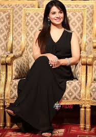 See salon background stock video clips. Saloni Aswani Photos Hd Latest Images Pictures Stills Of Saloni Aswani Filmibeat