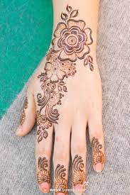 نقش الحناء الخليجي,نقش الحناء المغربي بالابرة سهل للمبتدئين,نقش الحناء,نقش  الحناء لل… | Mehndi designs for hands, Simple mehndi designs fingers,  Simple henna tattoo