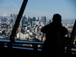 The magnitude 8.2 quake occurred at around 6:15. Massive Earthquake Of 7 2 Magnitude Rocks Japan Tsunami Warning Issued Business Standard News
