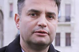 He is the mayor of hódmezővásárhely since 2018. Deutsch Tamas Marki Zay Peter Egy Igazi Torolmetszett Liberalis Politikus Lett