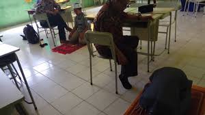 Soal tes masuk masuk smp/mts. Ratusan Siswa Ikuti Seleksi Masuk Mtsn 6 Banjar Siswa Dites Salat Dan Bta Banjarmasin Post