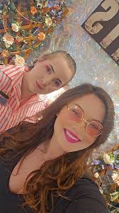 Kelsi Hunt's Instagram, Twitter & Facebook