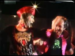 Listen to du, die wanne ist voll by dieter hallervorden & helga feddersen, 11,154 shazams. Helga Feddersen Didi Hallervorden Du Die Wanne Ist Voll Youtube