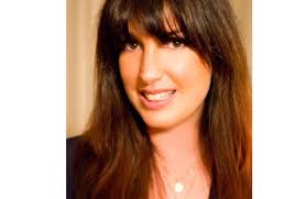 NBCUniversal Taps 'Steve Harvey' Vet Alex Duda to Run Kelly Clarkson's  Upcoming Daytime Show