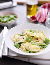 Decouvrez 7 Recettes De Ravioles Maison Elle A Table Recette Ravioli Ravioli Recette
