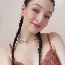 Lili White • 릴리