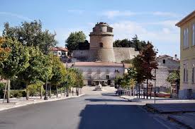 Benevento is a beautiful city set in a verdant environment and surrounded by the campanian apennines, between the rivers sabato and calore. Pontelandolfo Bn Benevento Places To Visit Italy