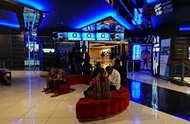 Selleks, et paremini vaadata asukohta gsc amanjaya mall امانجايا مول, pöörake tähelepanu lähedal asuvatele tänavatel: Cinema Showtimes Online Ticket Booking