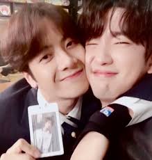 11 个Jackson jinyoung ✨ 点子| 名人, 王, 狗