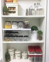 Meh mama siti nak share cara mudah nak susun atur barang basah dalam peti sejuk. 40 Gambar Cara Susun Atur Rempah Ratus Bahan Kering Di Dapur Guna Rak Botol Murah Jer Ilham Dekorasi