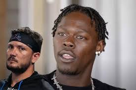 Chad Chisholm's Instagram, Twitter & Facebook