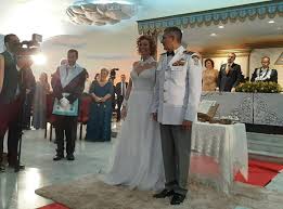 Deputada federal sp, eleita a melhor dep 2019 (voto popular), gerente de projetos, escritora, conservadora, mãe de joão, esposa do @coronel_aginaldo www.carlazambelli.com.br. Casamento De Carla Zambelli Reune Moro Weintraub E Regina Duarte No Altar Jornal De Brasilia