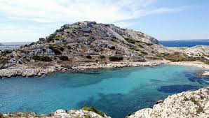 There are 2 ways to get from marseille to frioul islands by ferry or foot. Tout Ce Qu Il Faut Savoir Sur Les Iles Marseillaises Du Frioul