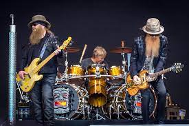 Zz top is an american rock band formed in 1969 in houston, texas. Zz Top Wikipedia