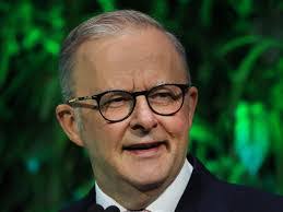 David Burness's Instagram, Twitter & Facebook