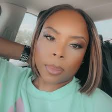 Bully looking good today! CIE 니로 ሆ WATDIG IIIWIH MUEGUNG III A MITAC