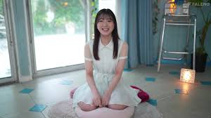 FSDSS-689 First experience with big tits! Erotic dev...