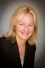 Kristina Molitor's Instagram, Twitter & Facebook