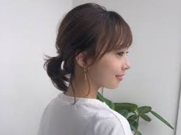 簡単なのにこなれ見え ショートボブ向け 簡単オフィスヘアアレンジ 5つ ひとつ結び ボブ ヘアスタイリング 髪 アップ