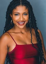 Claudia Mccoy's Instagram, Twitter & Facebook