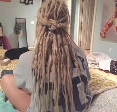Dreadlocks Hairstyles For Your New Look New Natural Hairstyles Blonde Dreadlocks Blonde Dreads Hair Styles